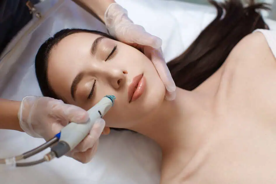 Signature Hydrafacial for Glowing Skin: Results You Can Expect